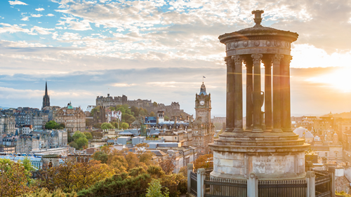 A view at sunset over the buildings of Edinburgh.