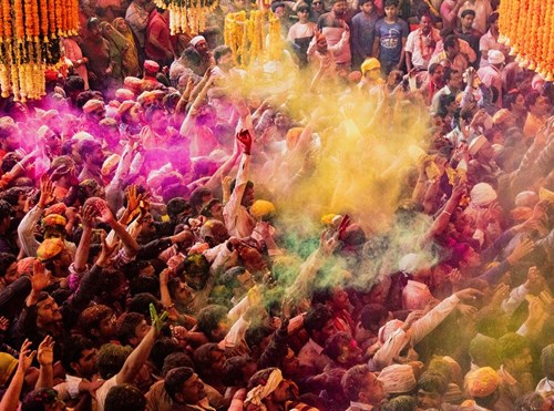 indian holi festival in spring