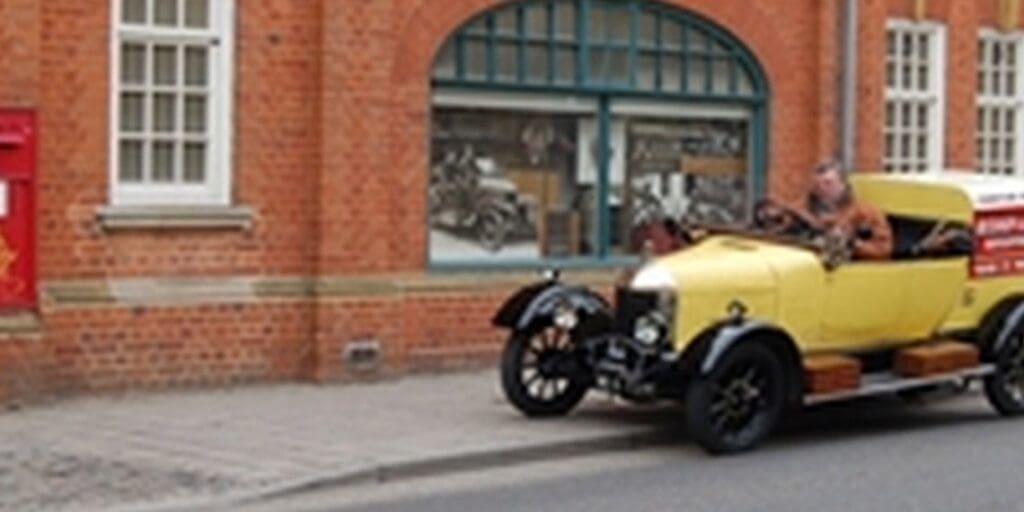 Bishop’s Move’s Bullnose Morris at Centenary Cavalcade