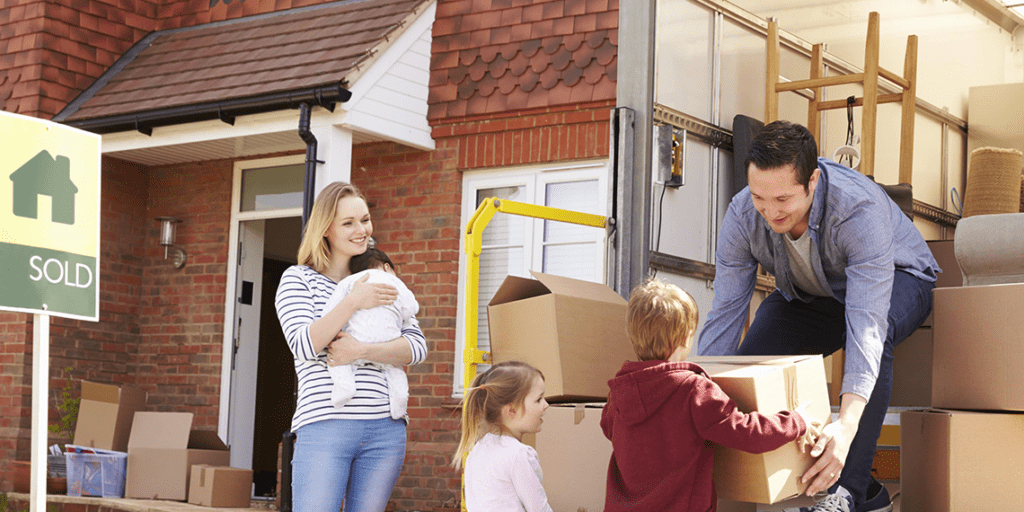 How to Prepare a Moving Day Survival Kit