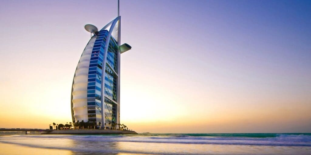 Guide to Life in UAE vs the UK